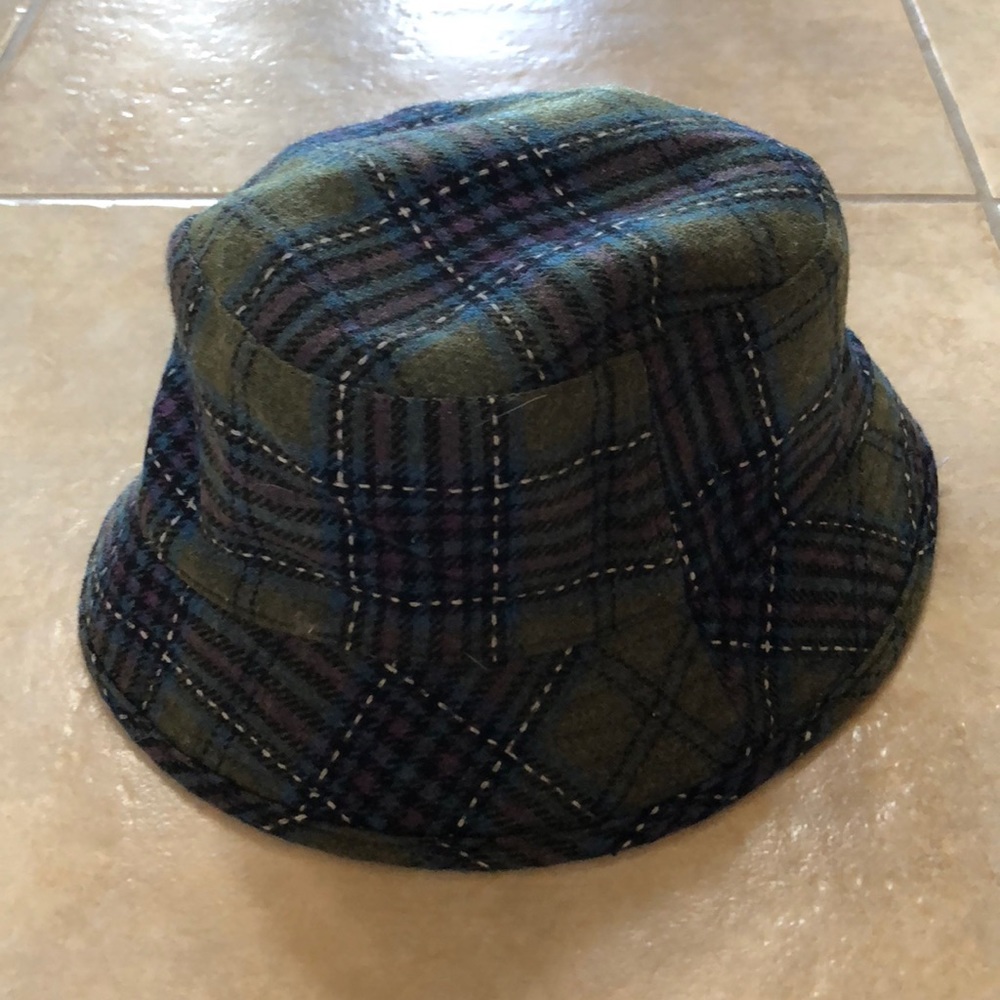 Reversible Hat. - image 1
